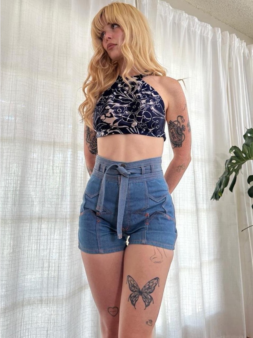 Vintage 60s floral halter top